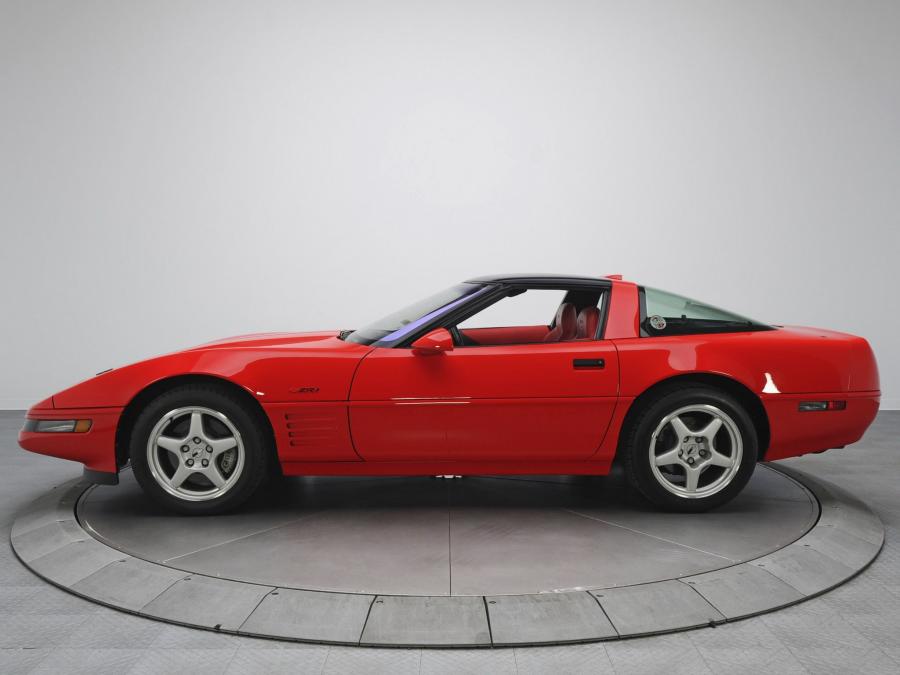  Chevrolet Corvette ZR1 Coupe 1991 года  (фото 11 из 32)